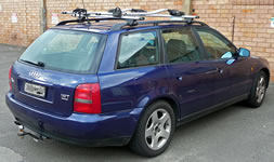 Audi A4 wagon vehicle pic